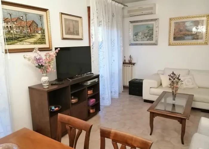 شقة Lily Rose House *